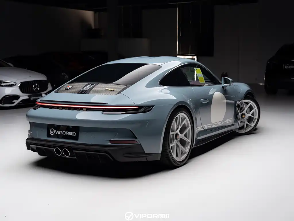 Porsche 911 2024 S/T 4.0L