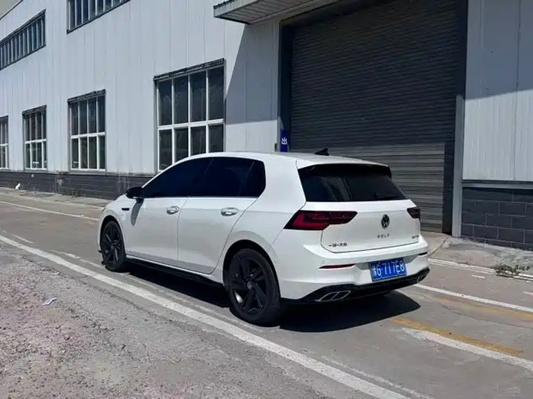 Volkswagen Golf — миниатюра 6