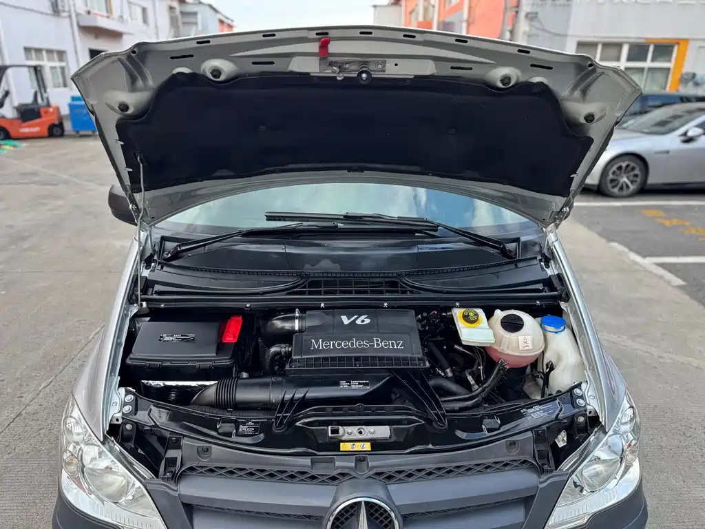 Mercedes-Benz Vito — миниатюра 10