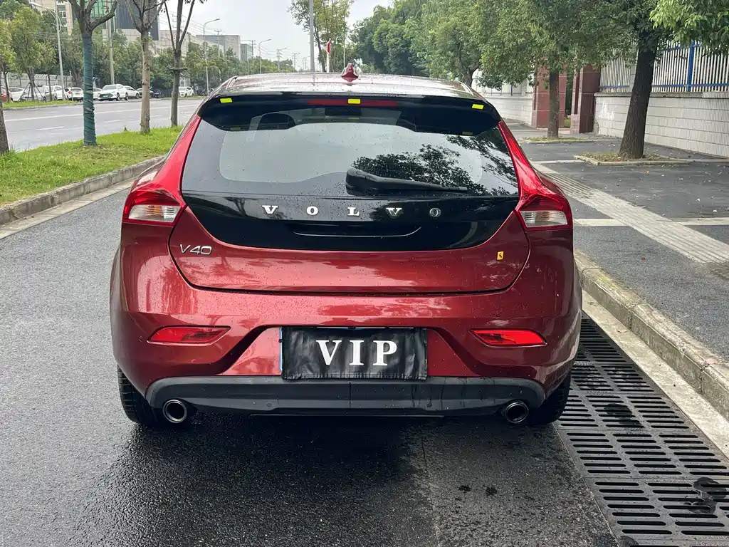Volvo V40 — миниатюра 6