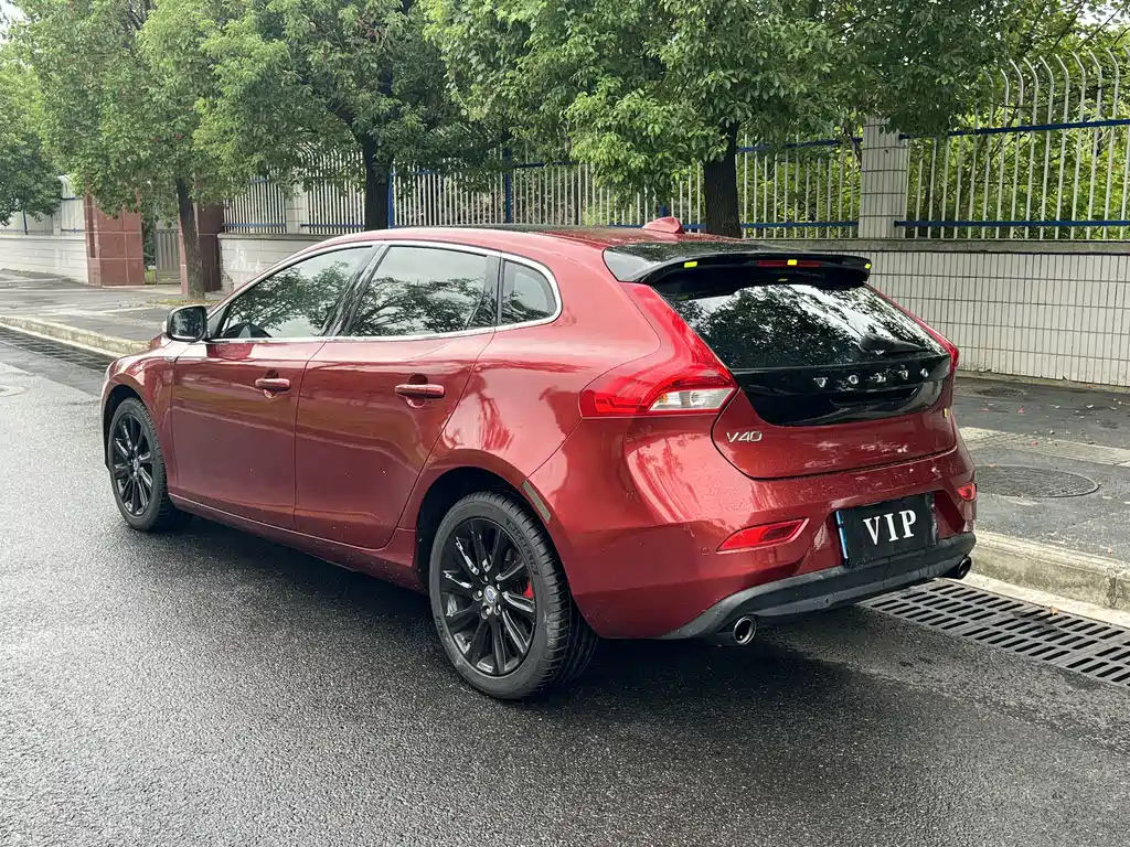 Volvo V40 — миниатюра 7