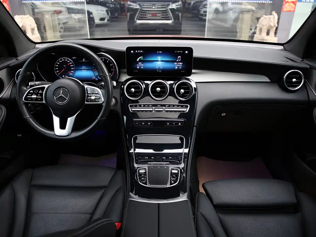 Mercedes-Benz GLC 2020 GLC 260 4MATIC SUV