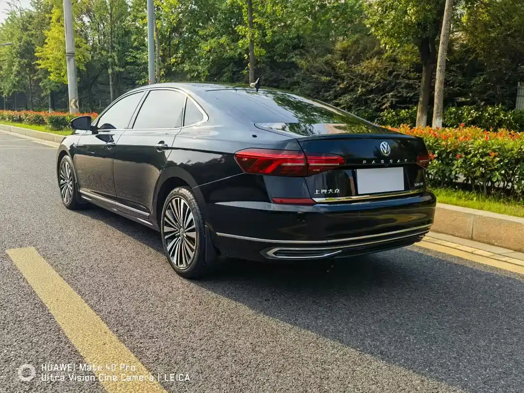 Volkswagen Passat — миниатюра 9