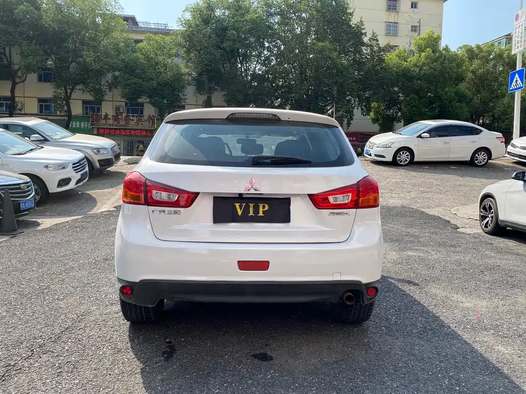 Mitsubishi ASX — миниатюра 6