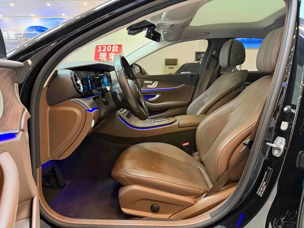 Mercedes-Benz E-Class — миниатюра 4
