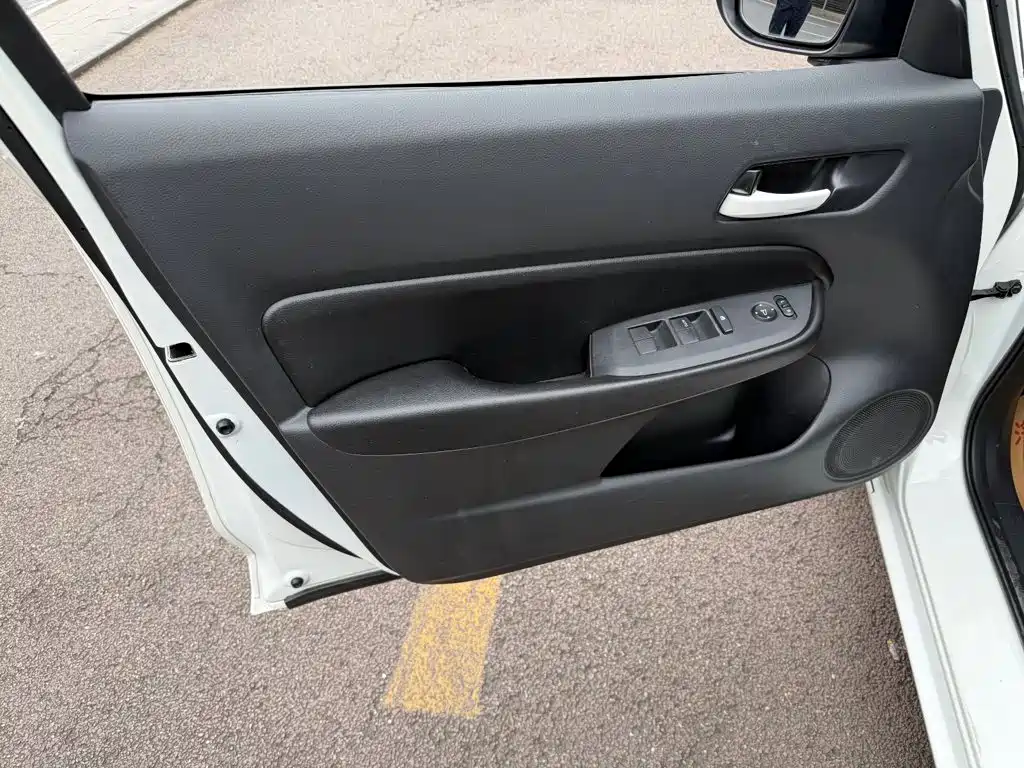 Honda Fit — миниатюра 6
