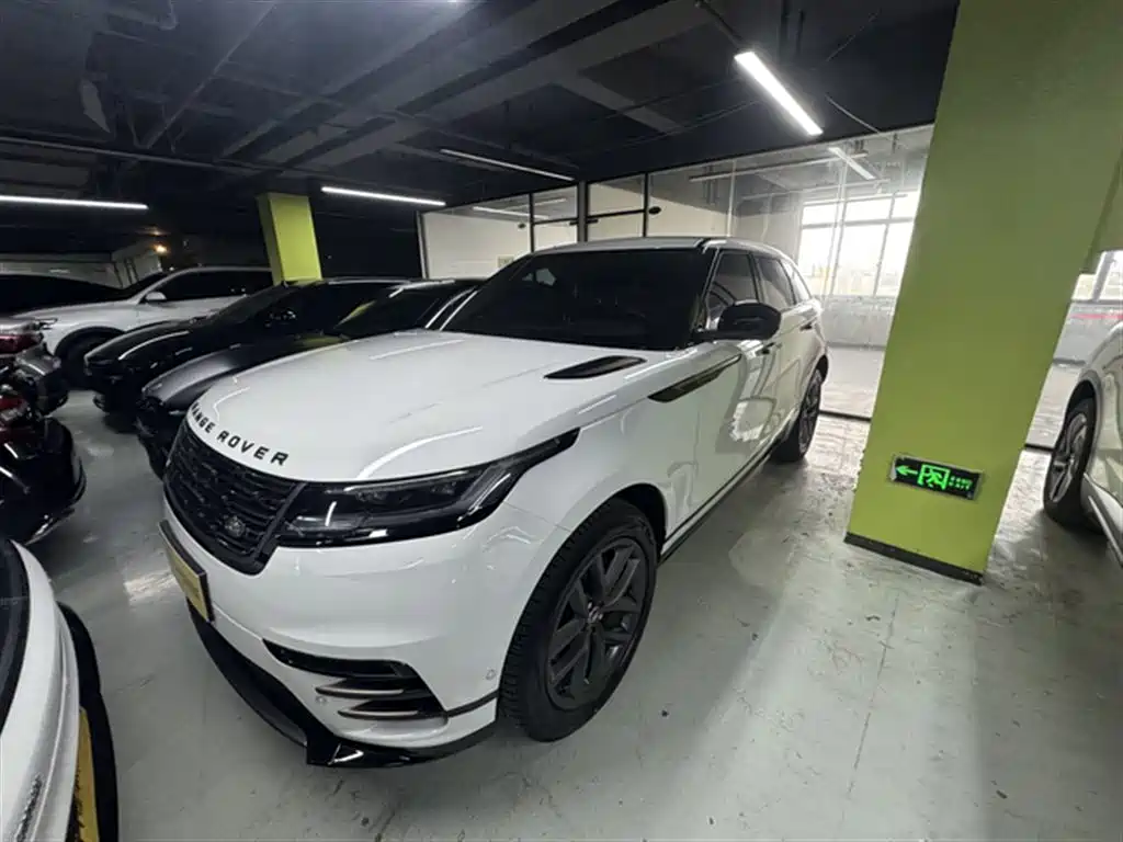 Land Rover Velar 2025