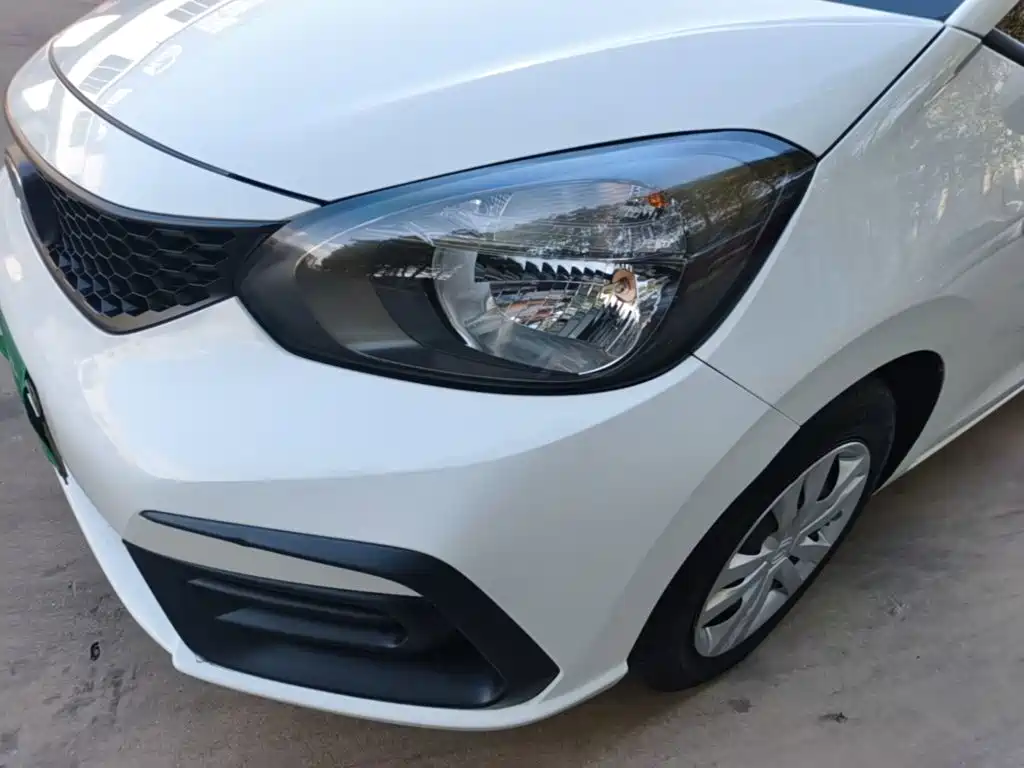 Honda Fit — миниатюра 24
