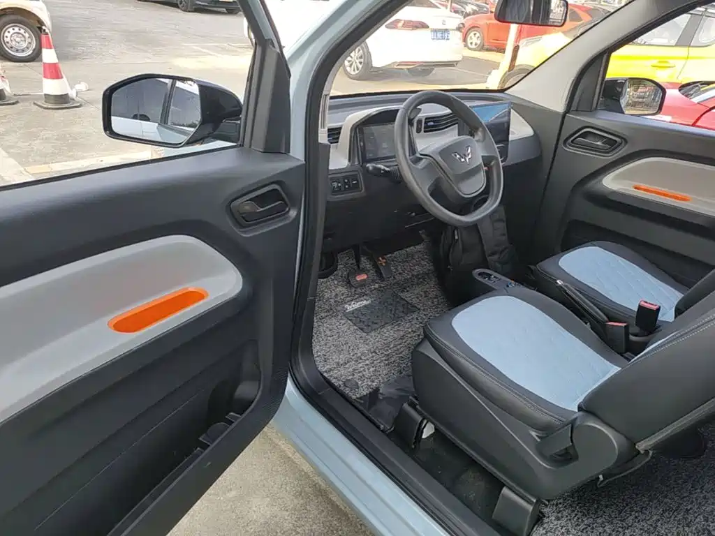 Wuling MINIEV — миниатюра 16
