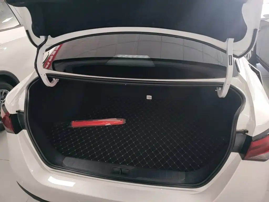 Nissan Sylphy — миниатюра 19