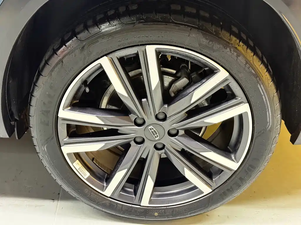 Geely Xingyue L — миниатюра 24