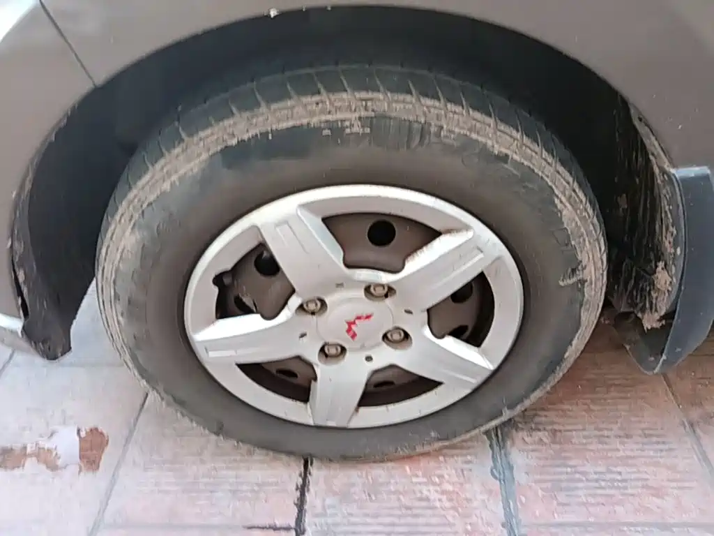 Wuling Hongguang — миниатюра 23
