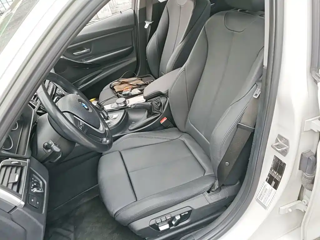 BMW 3 Series — миниатюра 20