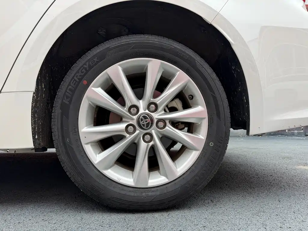 Toyota Corolla — миниатюра 18