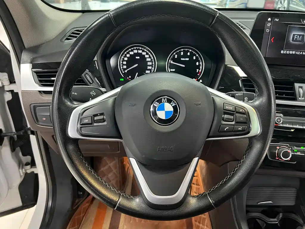 BMW X1 — миниатюра 13