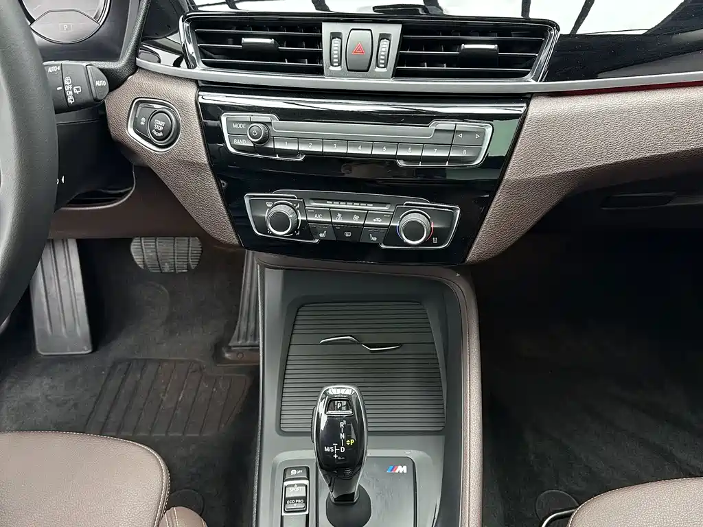 BMW X1 — миниатюра 15