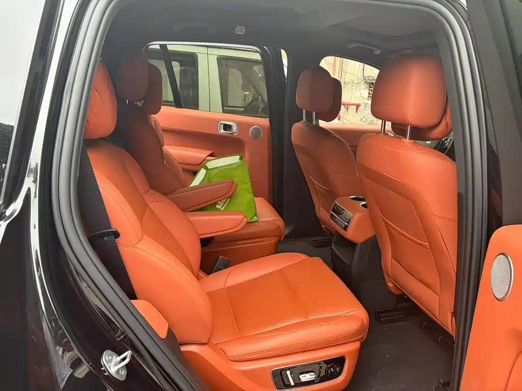 Li Auto Li L8 — миниатюра 4