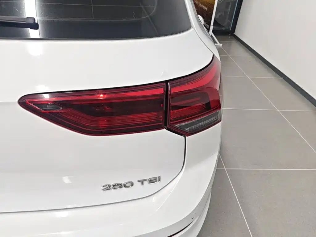 Volkswagen Golf — миниатюра 8