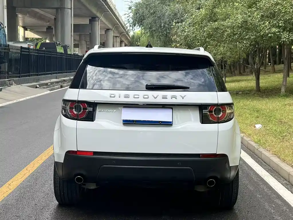 Land Rover Discovery Sport — миниатюра 5