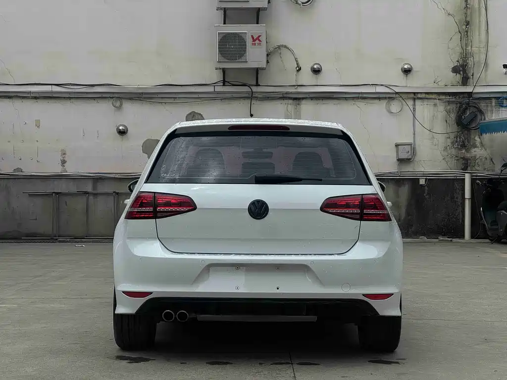 Volkswagen Golf — миниатюра 8