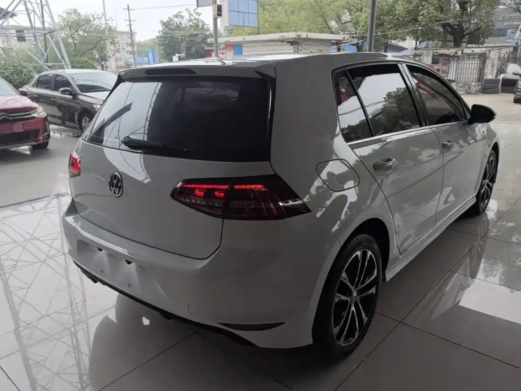 Volkswagen Golf — миниатюра 7