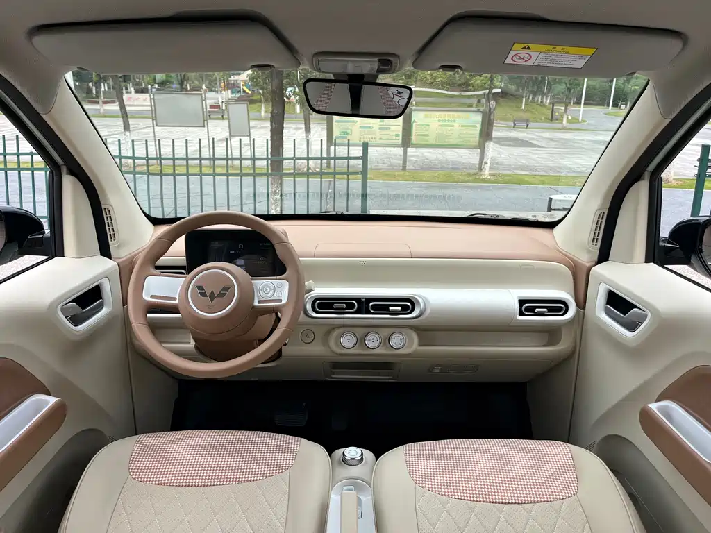 Wuling MINIEV — миниатюра 16