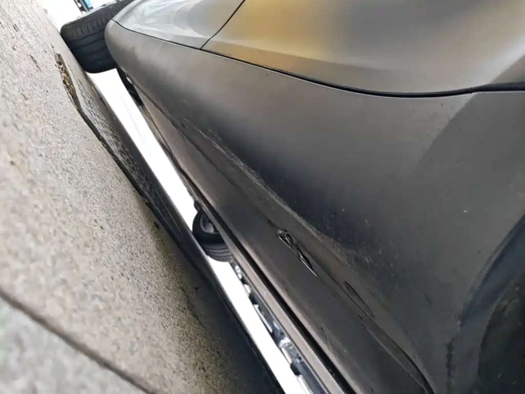 Tesla Model Y — миниатюра 22