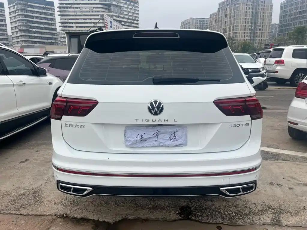 Volkswagen Tiguan L — миниатюра 5