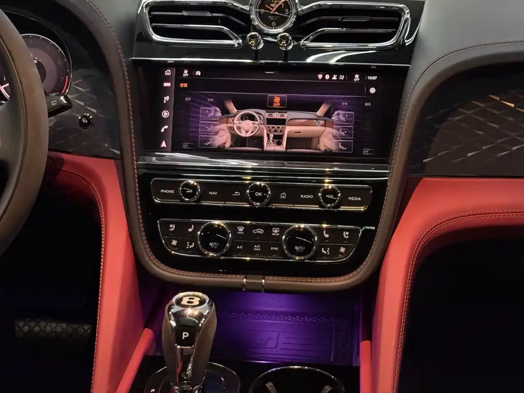 Bentley Bentayga — миниатюра 21
