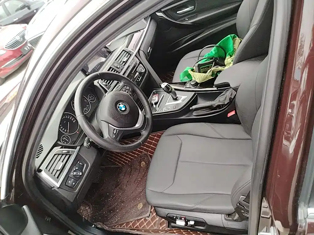 BMW 3 Series — миниатюра 16