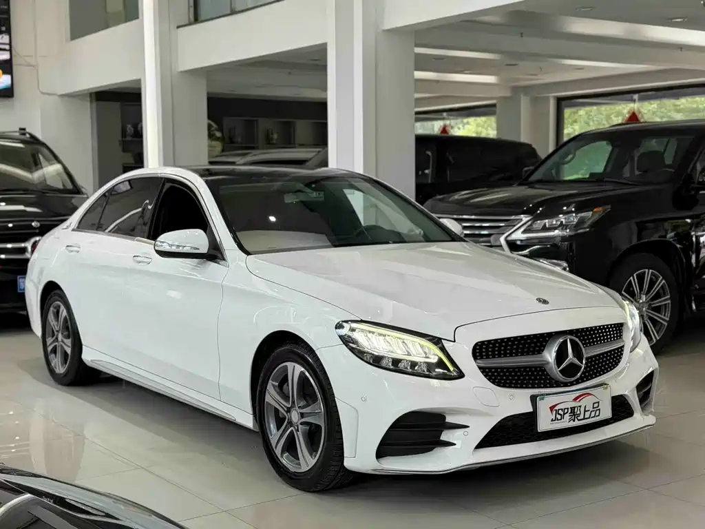 Mercedes-Benz C-Class — миниатюра 3
