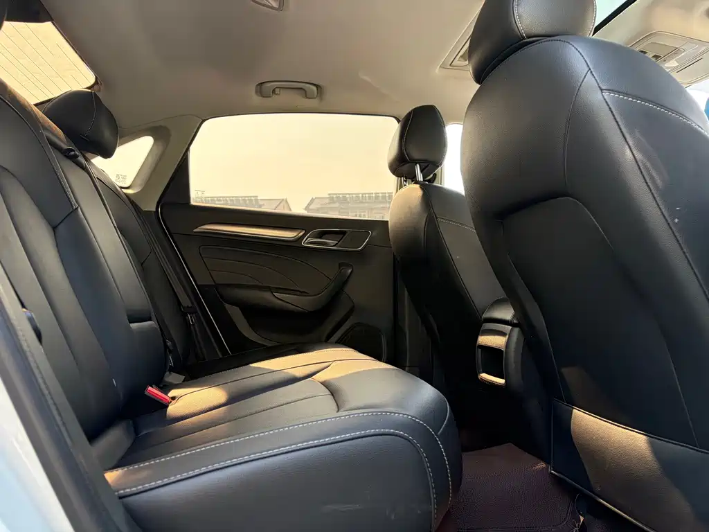 Roewe i6 Classic — миниатюра 18