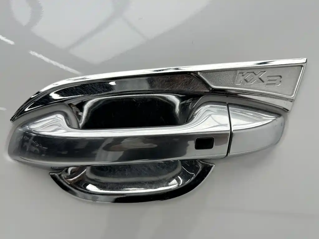 Kia Seltos — миниатюра 10