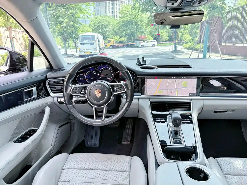 Porsche Panamera 2017 Panamera 4 Executive Long Wheelbase 3.0T