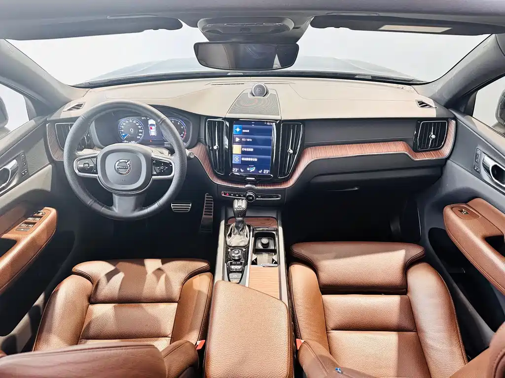 Volvo XC60 — миниатюра 9