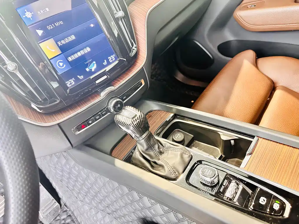 Volvo XC60 — миниатюра 11