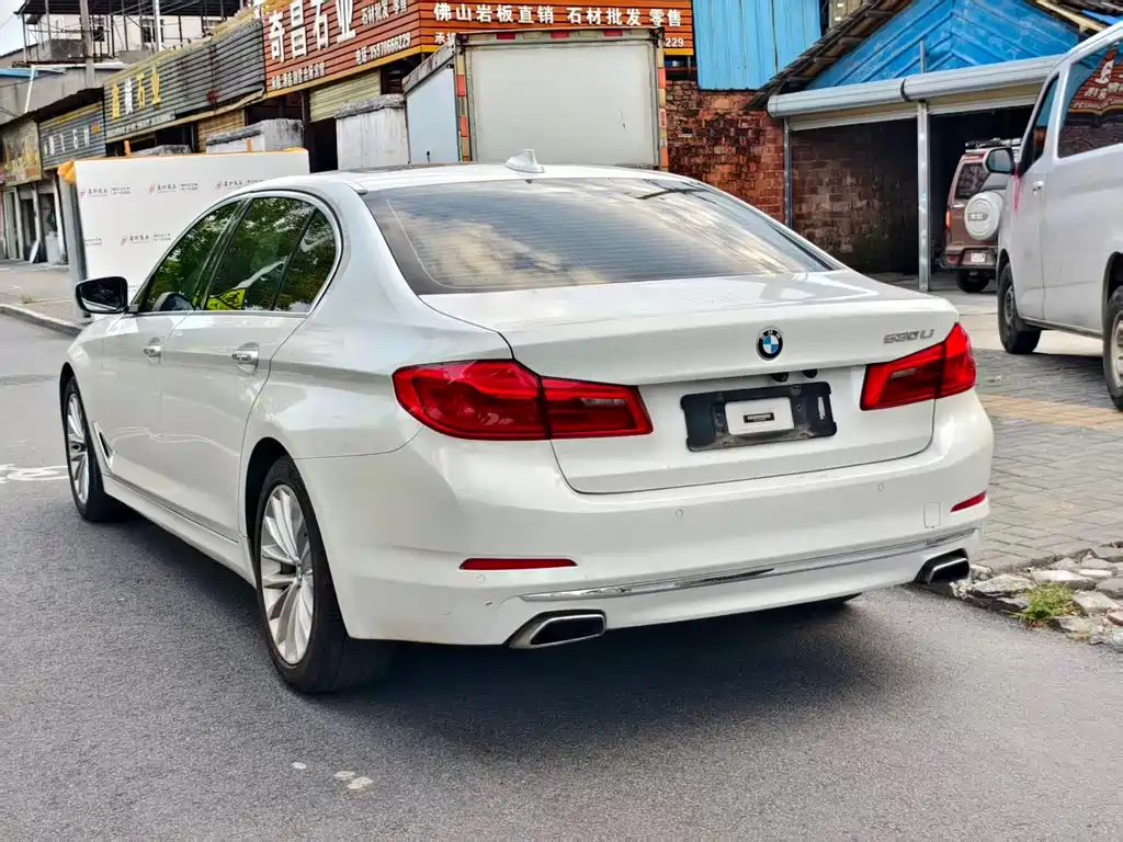 BMW 5 Series (Import) — миниатюра 8