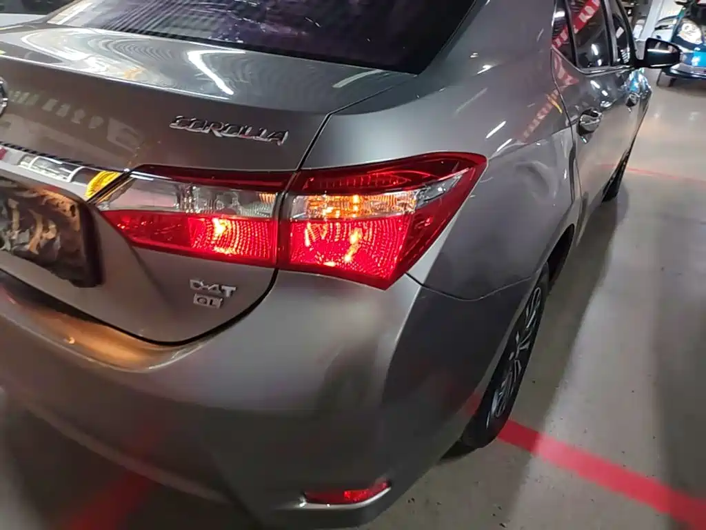 Toyota Corolla — миниатюра 8