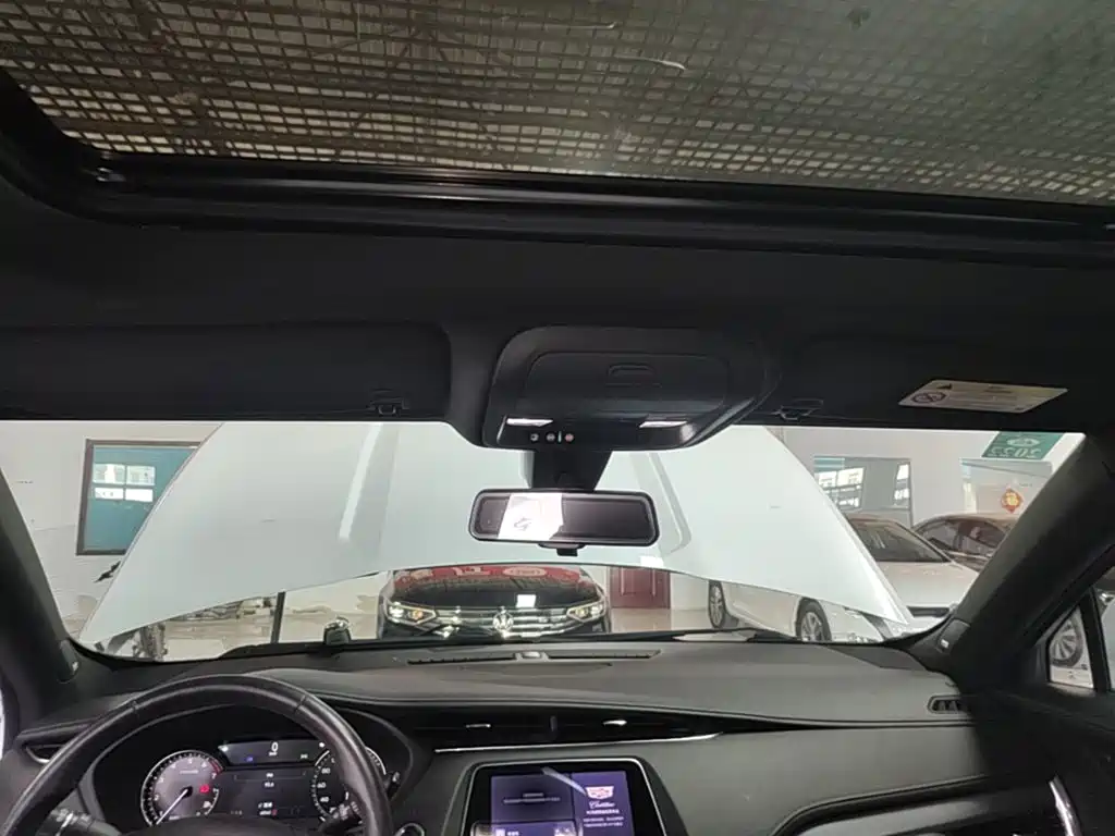 Cadillac XT4 — миниатюра 18