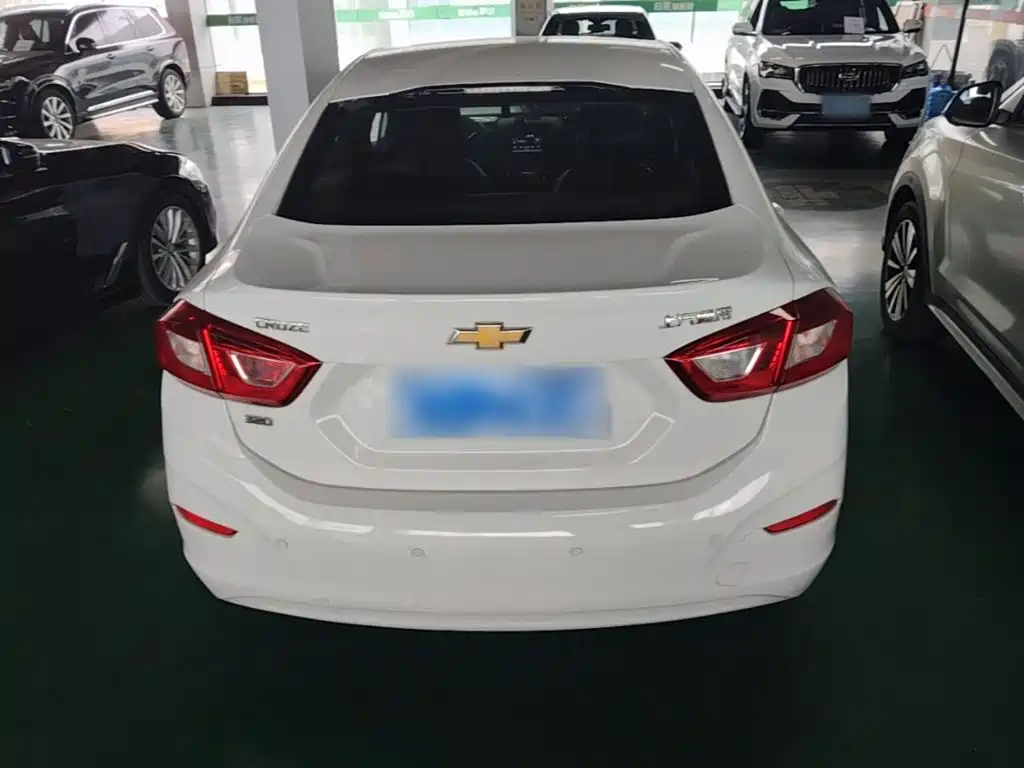 Chevrolet Cruze — миниатюра 6