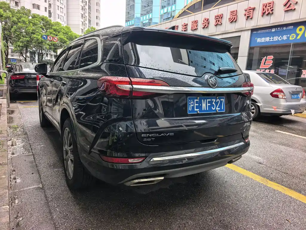 Buick Enclave — миниатюра 6