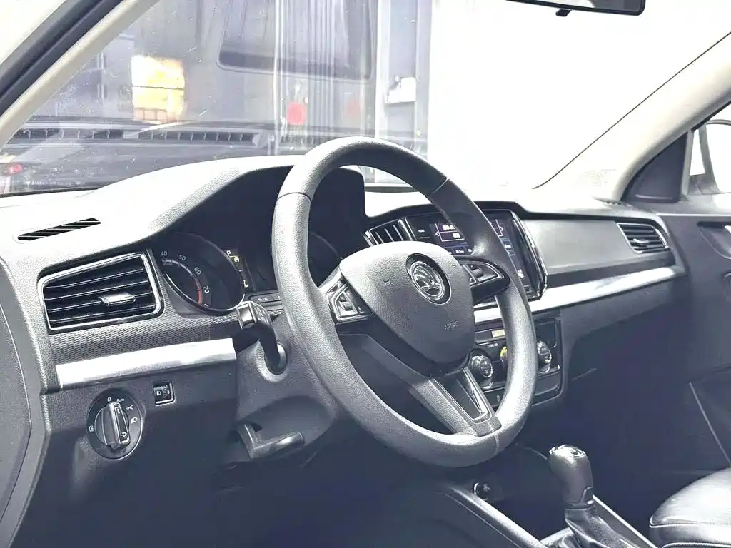 Skoda Kamiq — миниатюра 6