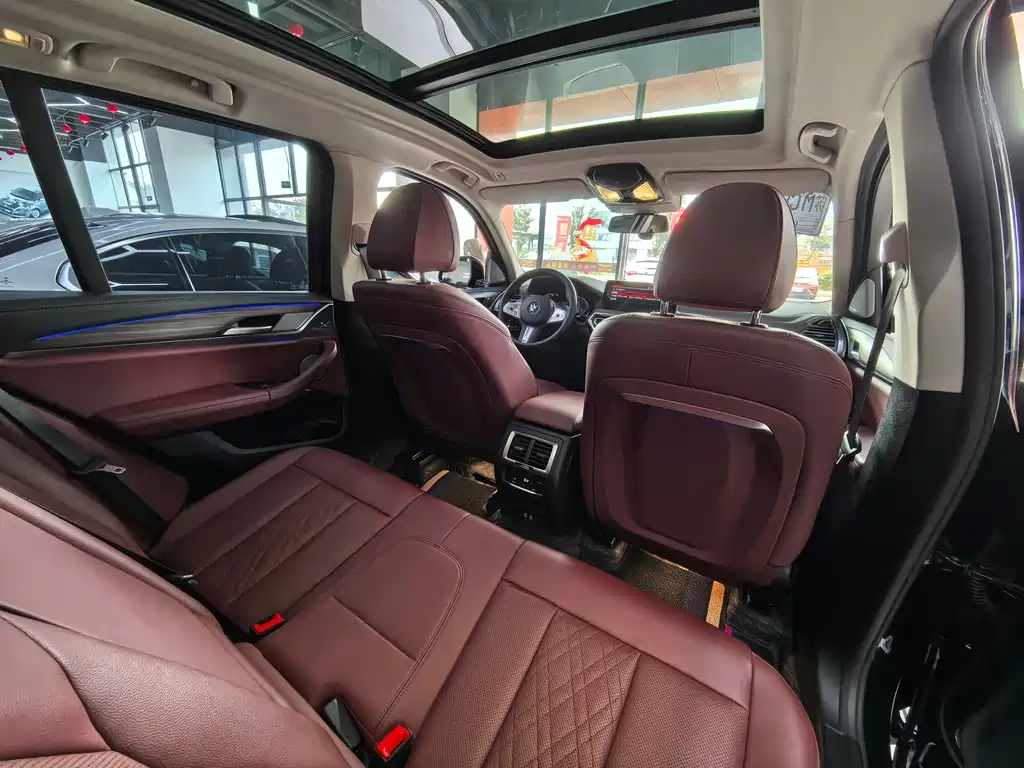 BMW X3 — миниатюра 9