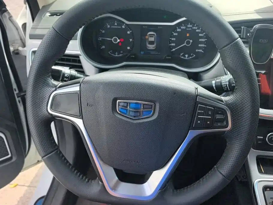 Geely Emgrand GL — миниатюра 15