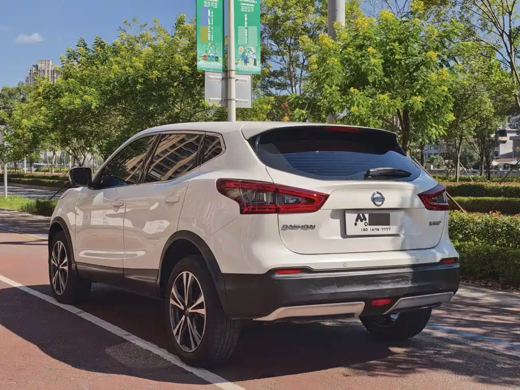 Nissan Qashqai — миниатюра 4
