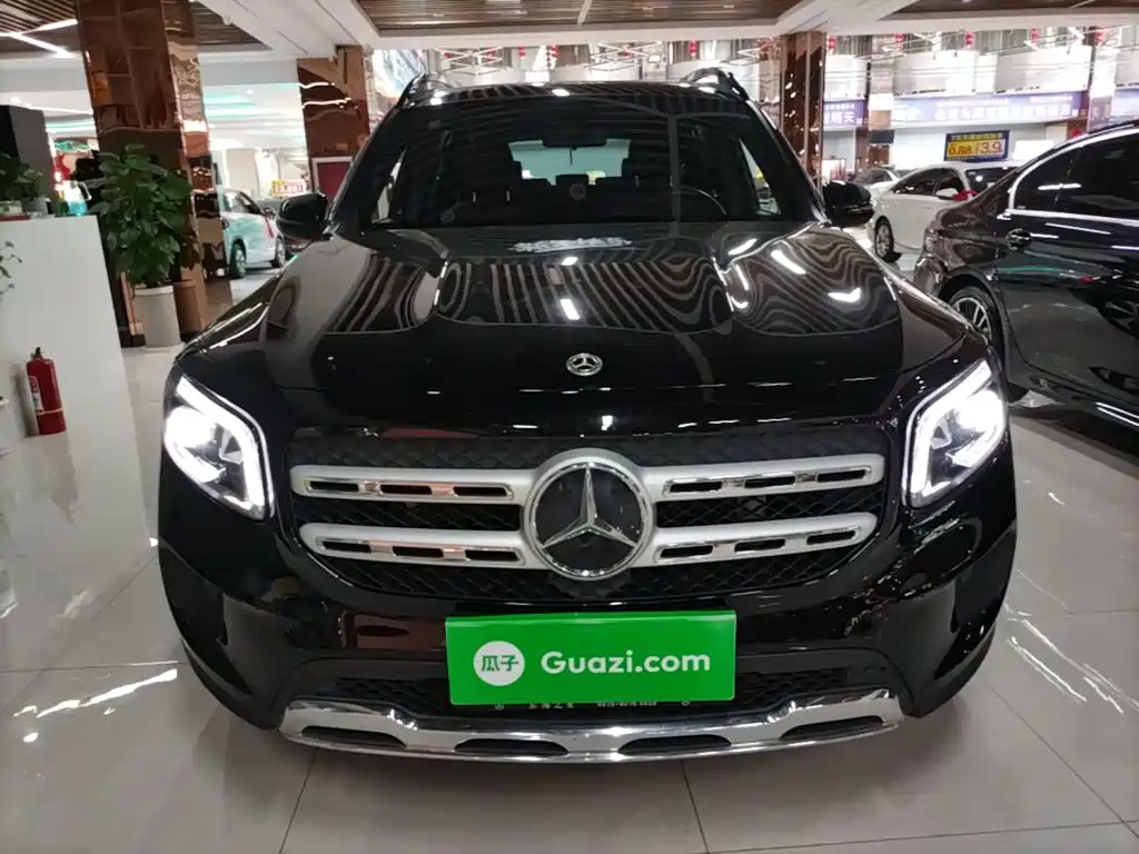 Mercedes-Benz GLB — миниатюра 3