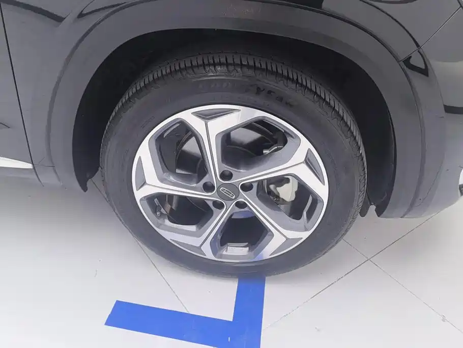 Geely Xingyue L — миниатюра 6