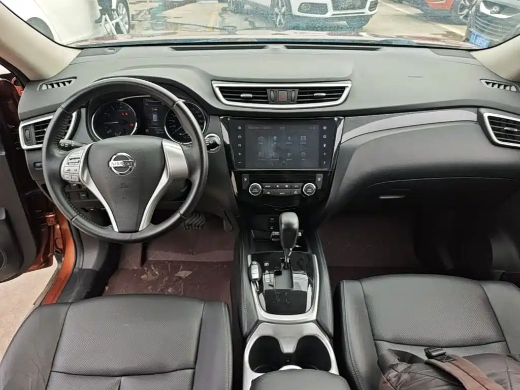 Nissan X-Trail — миниатюра 10
