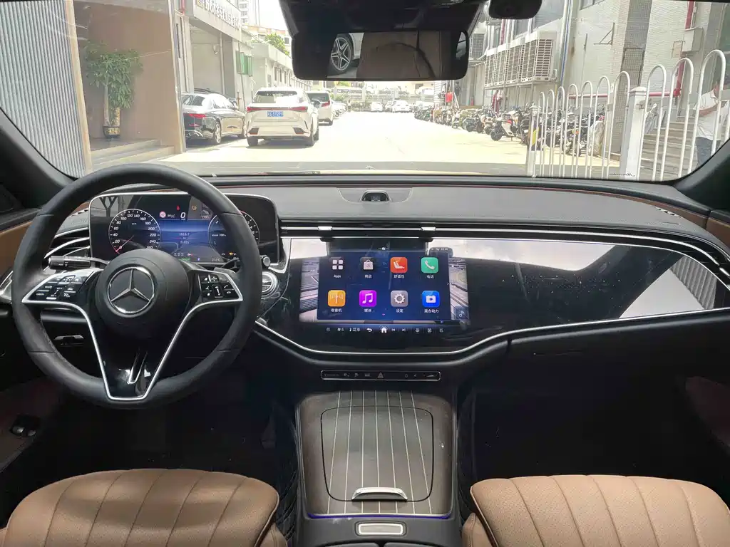 Mercedes-Benz E-Class E 2024 E 350 e L