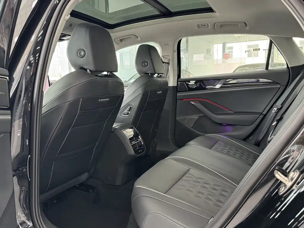 Volkswagen Magotan 2024 380TSI DSG